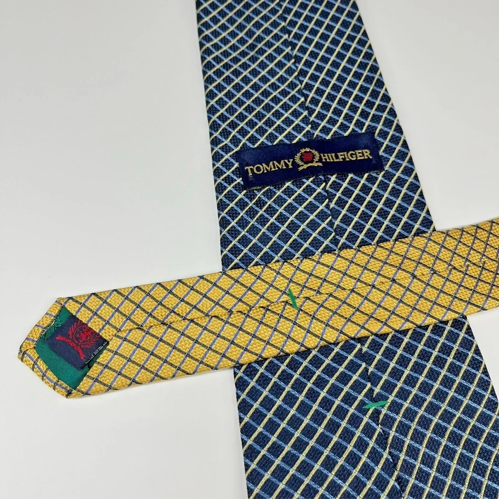 Tommy‎ Hilfiger Silk Men's Necktie Geometric Diamond Pattern Blue Yellow USA